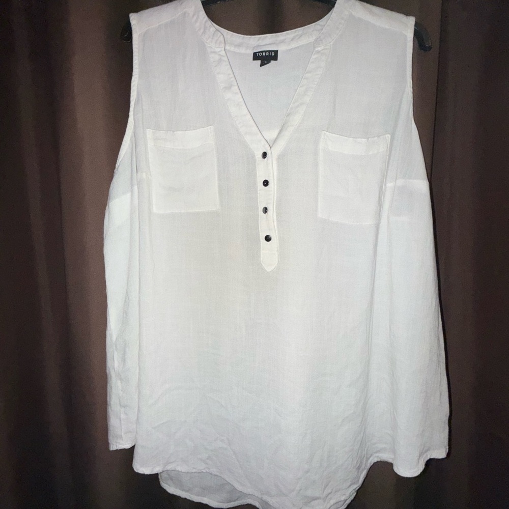 Torrid White Relaxed Buttoned Polo Tank Top